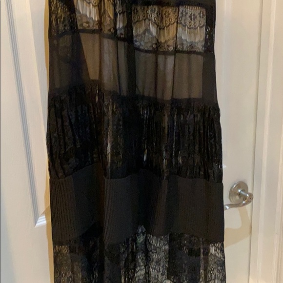 Beautiful Alice+Olivia Dress - Picture 3 of 3